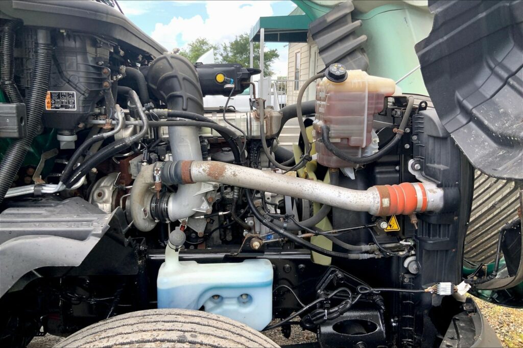 2021 INT LT625 6×4 Sleeper