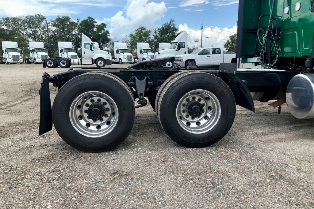 2021 INT LT625 6×4 Sleeper