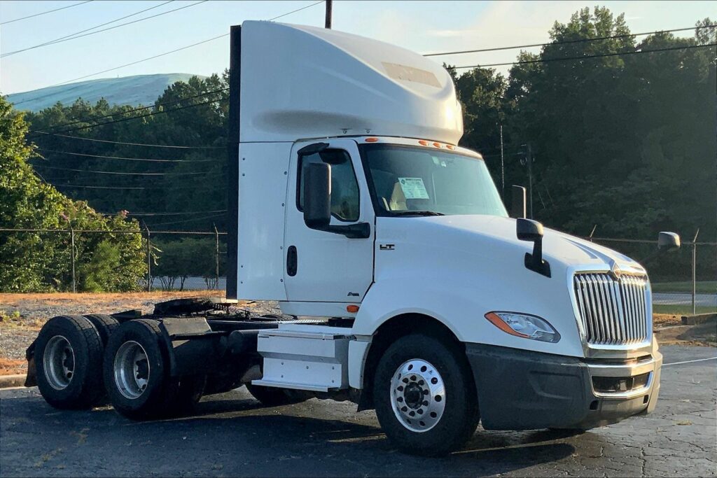 2020 INT LT625 6×4 Day Cab