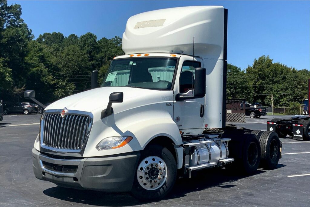 2020 INT LT625 6×4 Day Cab