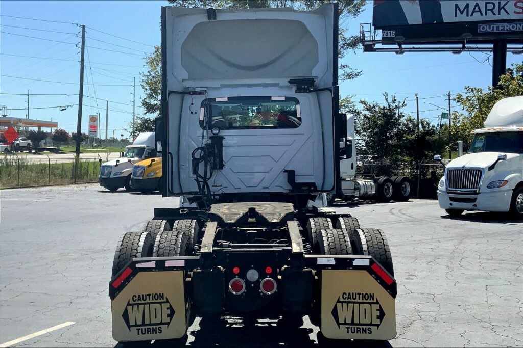 2020 INT LT625 6×4 Day Cab