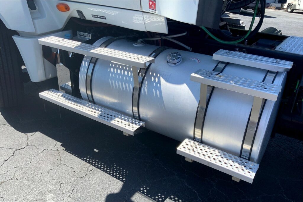 2020 INT LT625 6×4 Day Cab