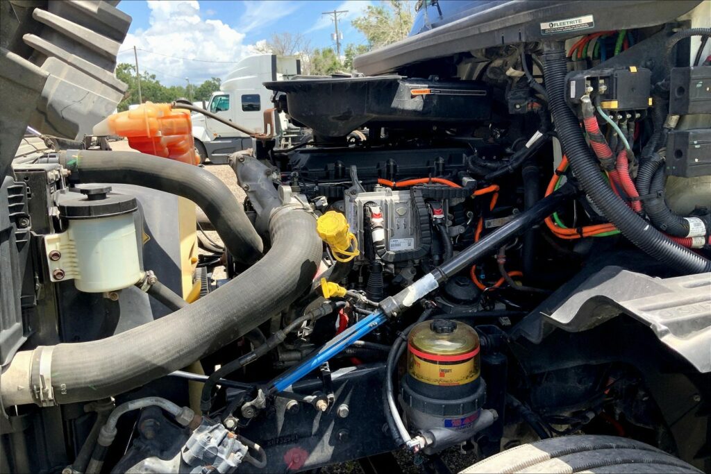 2019 INT LT625 6×4 Day Cab