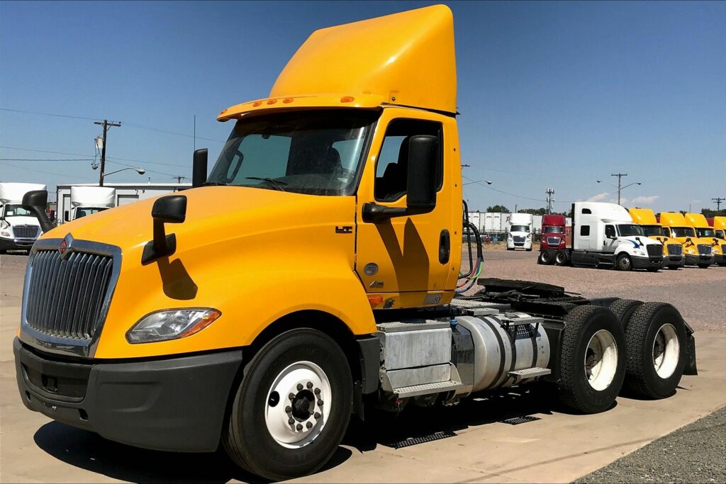 2019 INT LT625 6×4 Day Cab