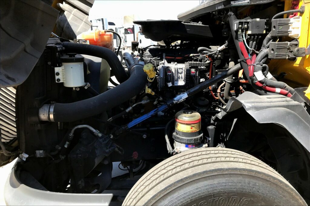 2019 INT LT625 6×4 Day Cab