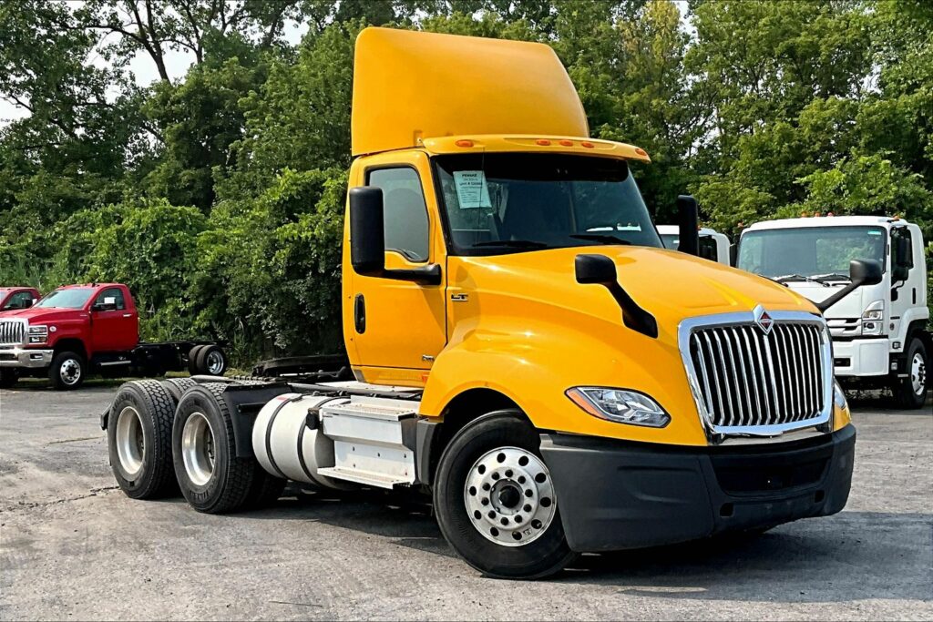 2019 INT LT625 6×4 Day Cab