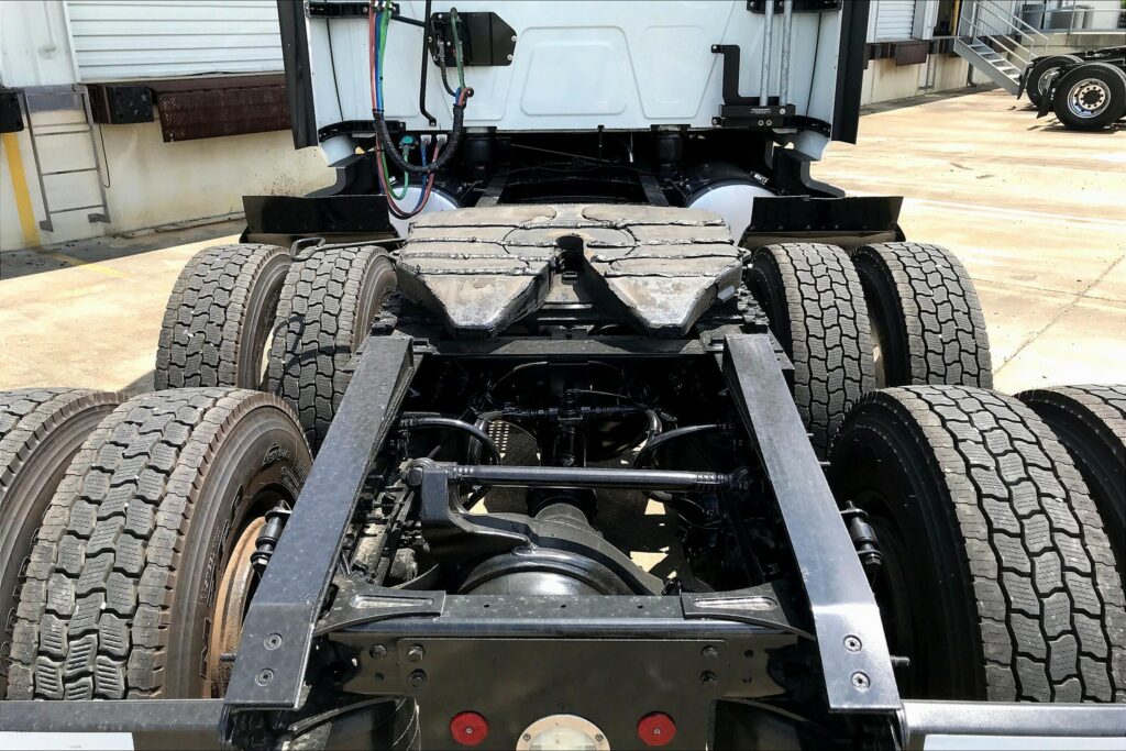 2023 INT LT625 6×4 Sleeper