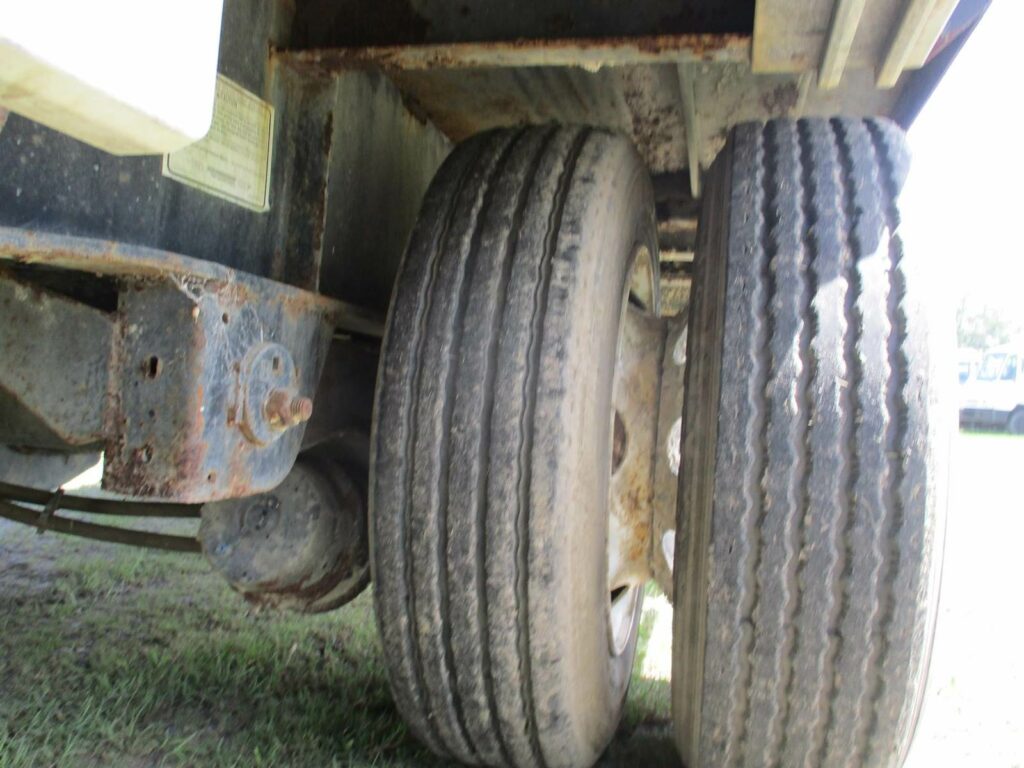 2013 Great Dane 53X102 REAR SLIDING AXLE