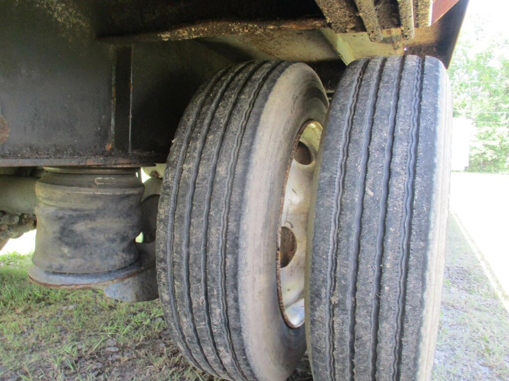 2013 Great Dane 53X102 REAR SLIDING AXLE