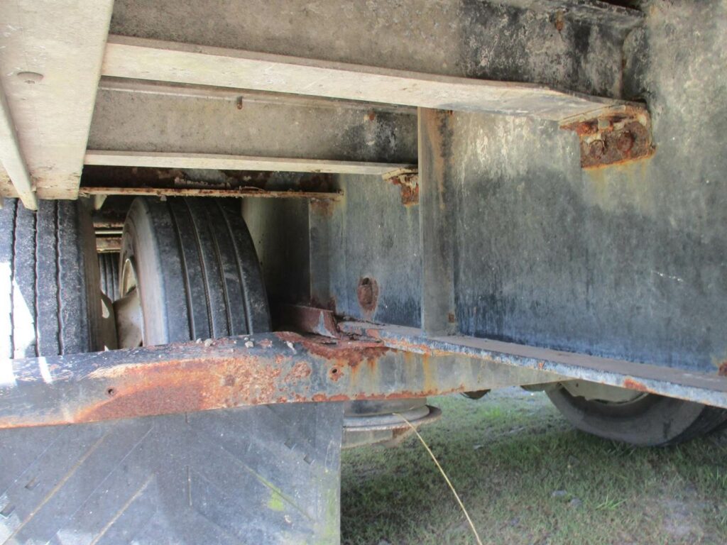 2013 Great Dane 53X102 REAR SLIDING AXLE