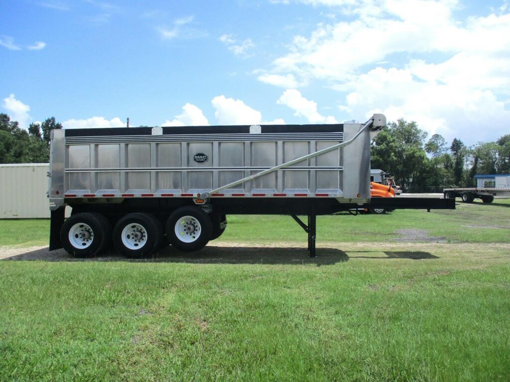 2025 MAC Trailer 30ft