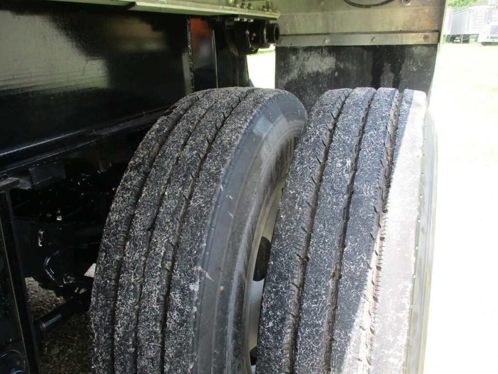 2025 MAC Trailer 30ft