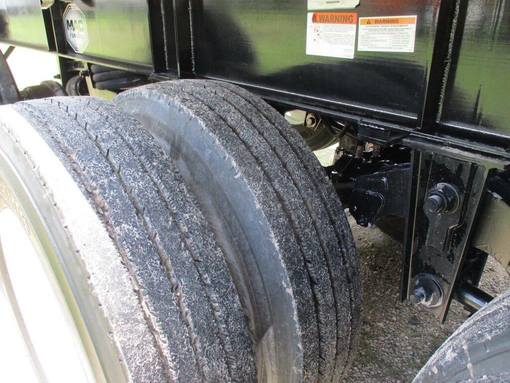 2025 MAC Trailer 30ft