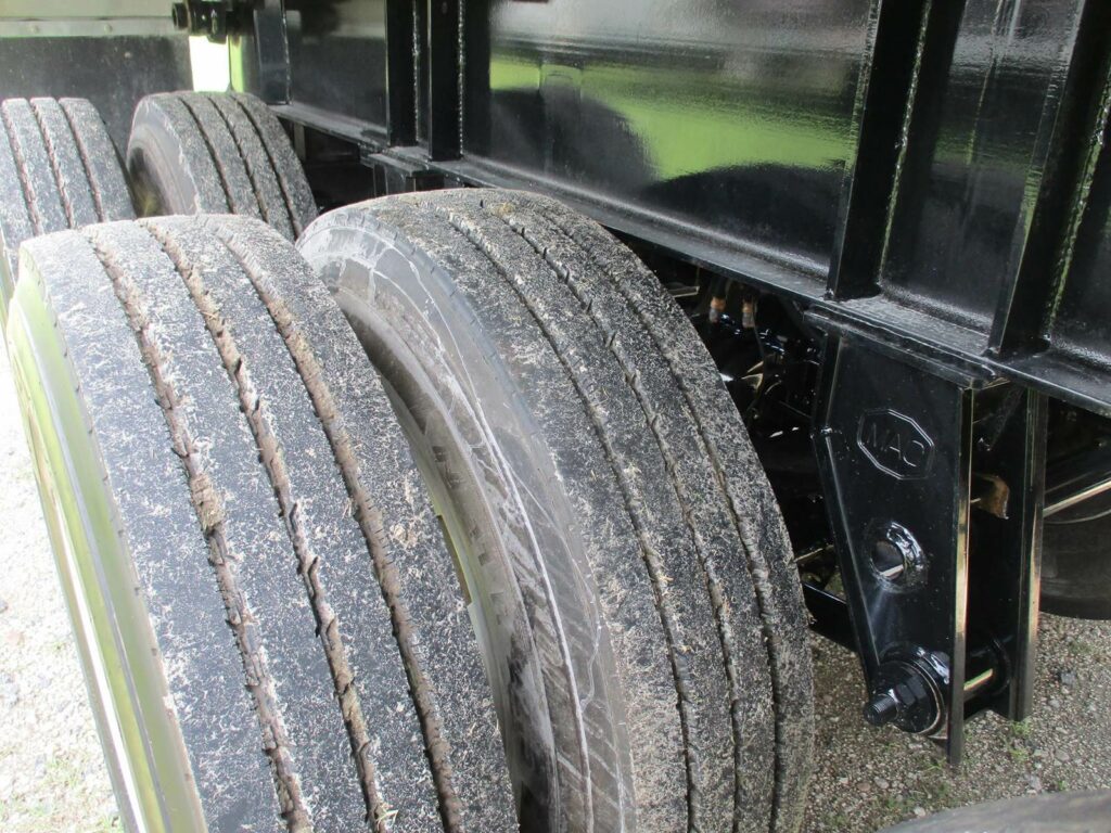 2025 MAC Trailer 30ft