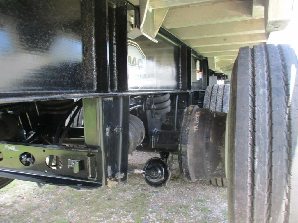2025 MAC Trailer 30ft