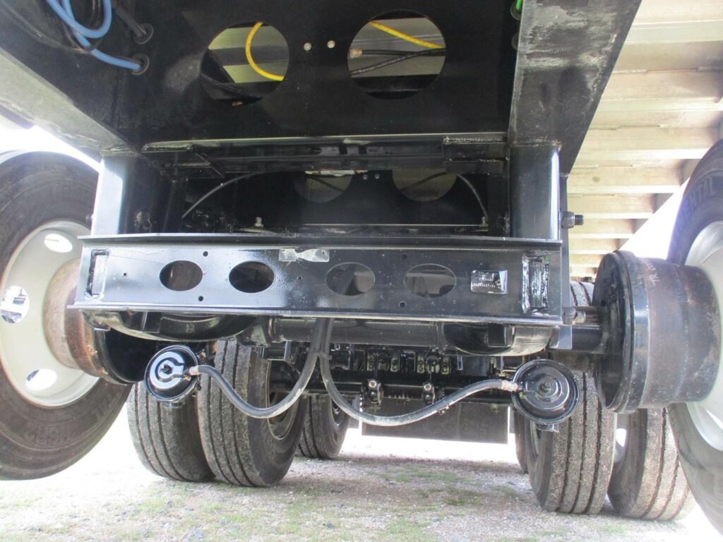 2025 MAC Trailer 30ft