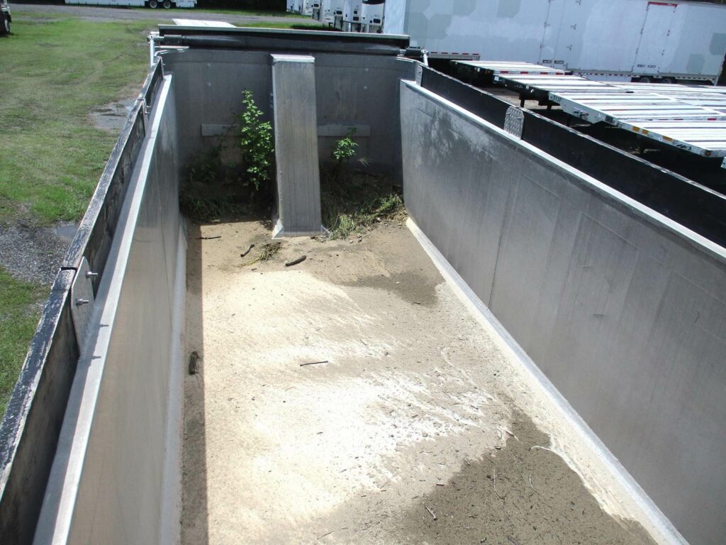 2025 MAC Trailer 30ft