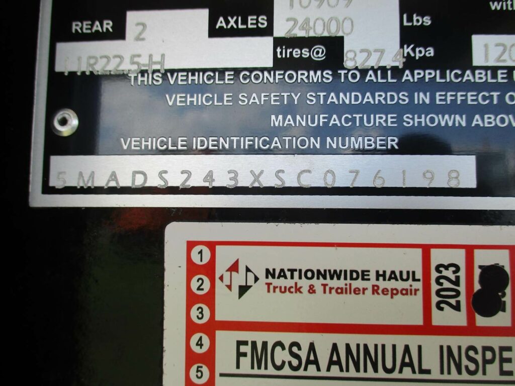 2025 MAC Trailer 30ft