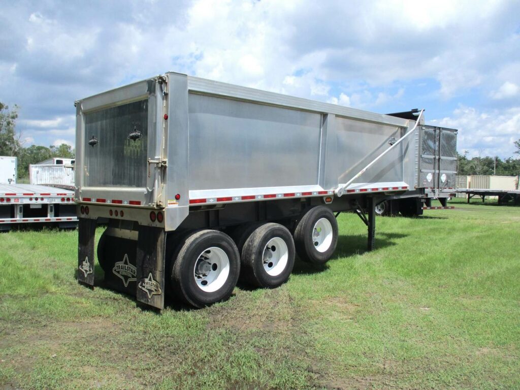 2024 Trailstar 30 FT FRAMED TRI-AXLE END DUMP