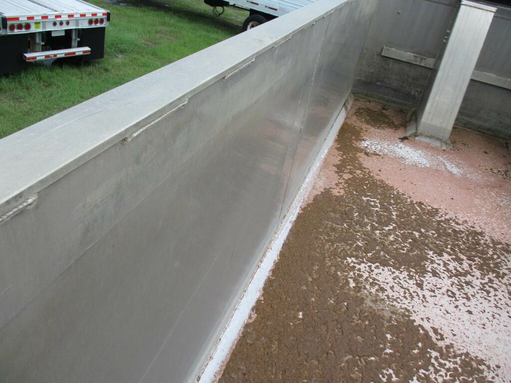 2024 Trailstar 30 FT FRAMED TRI-AXLE END DUMP