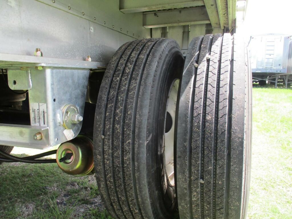 2015 Great Dane 48X102 ALUMINUM SPREAD AXLE FLATBED