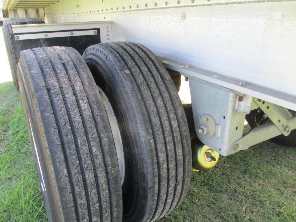 2015 Great Dane 48X102 ALUMINUM SPREAD AXLE FLATBED