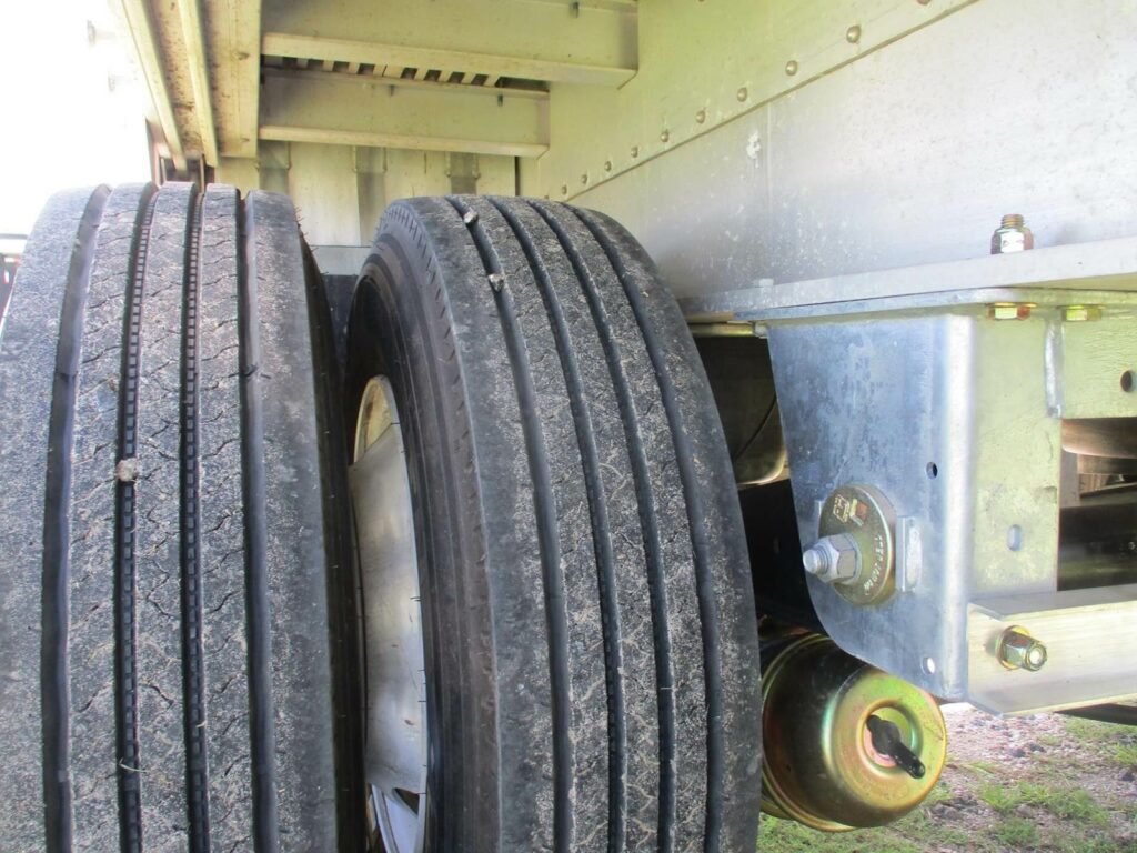 2015 Great Dane 48X102 ALUMINUM SPREAD AXLE FLATBED