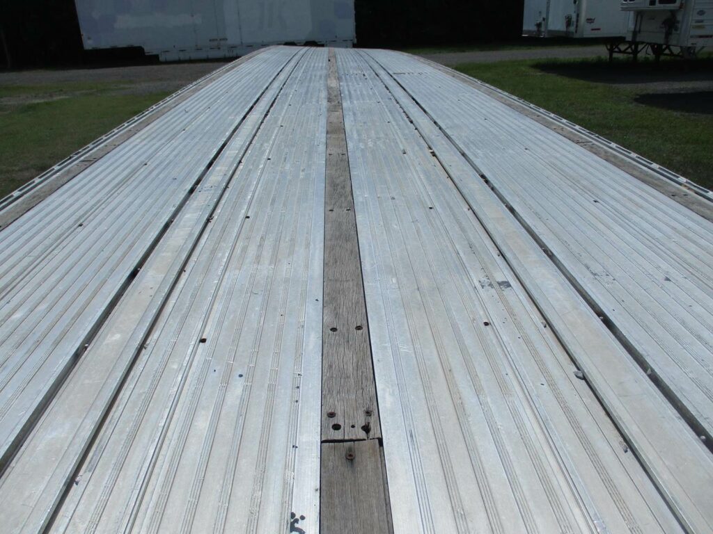 2014 Reitnouer 48X102 BIG BUBBA SPREAD AXLE ALUMINUM