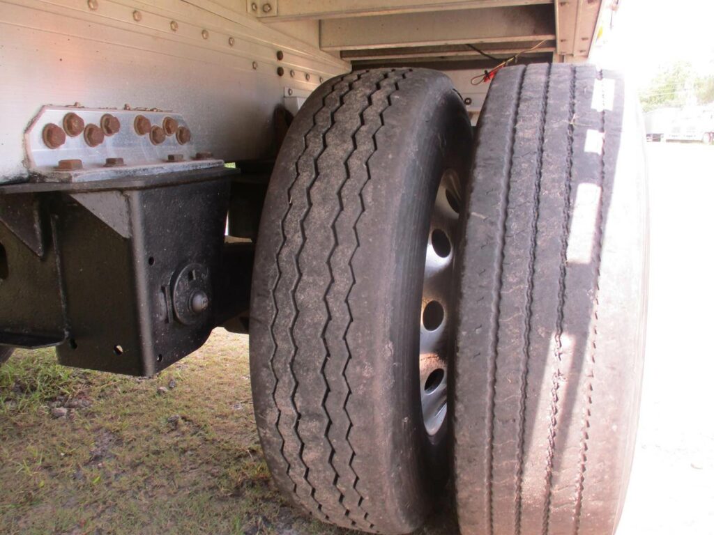 2014 Reitnouer 48X102 BIG BUBBA SPREAD AXLE ALUMINUM