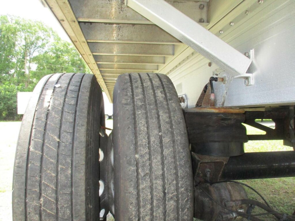 2014 Reitnouer 48X102 BIG BUBBA SPREAD AXLE ALUMINUM