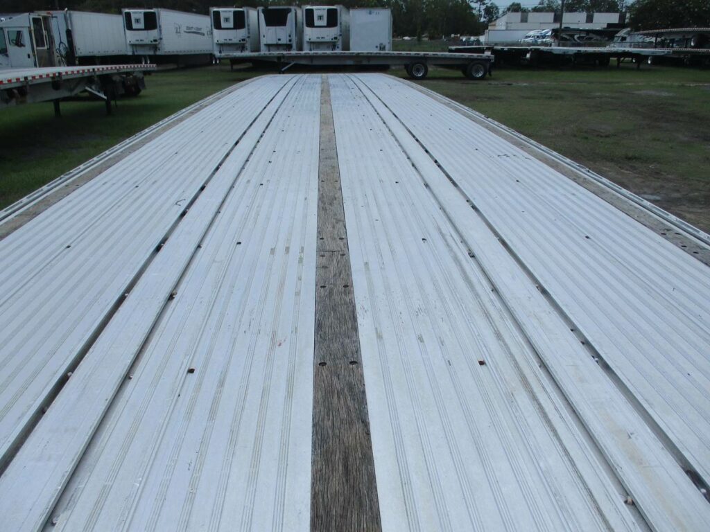 2014 Reitnouer 48X102 BIG BUBBA SPREAD AXLE ALUMINUM FLATBED