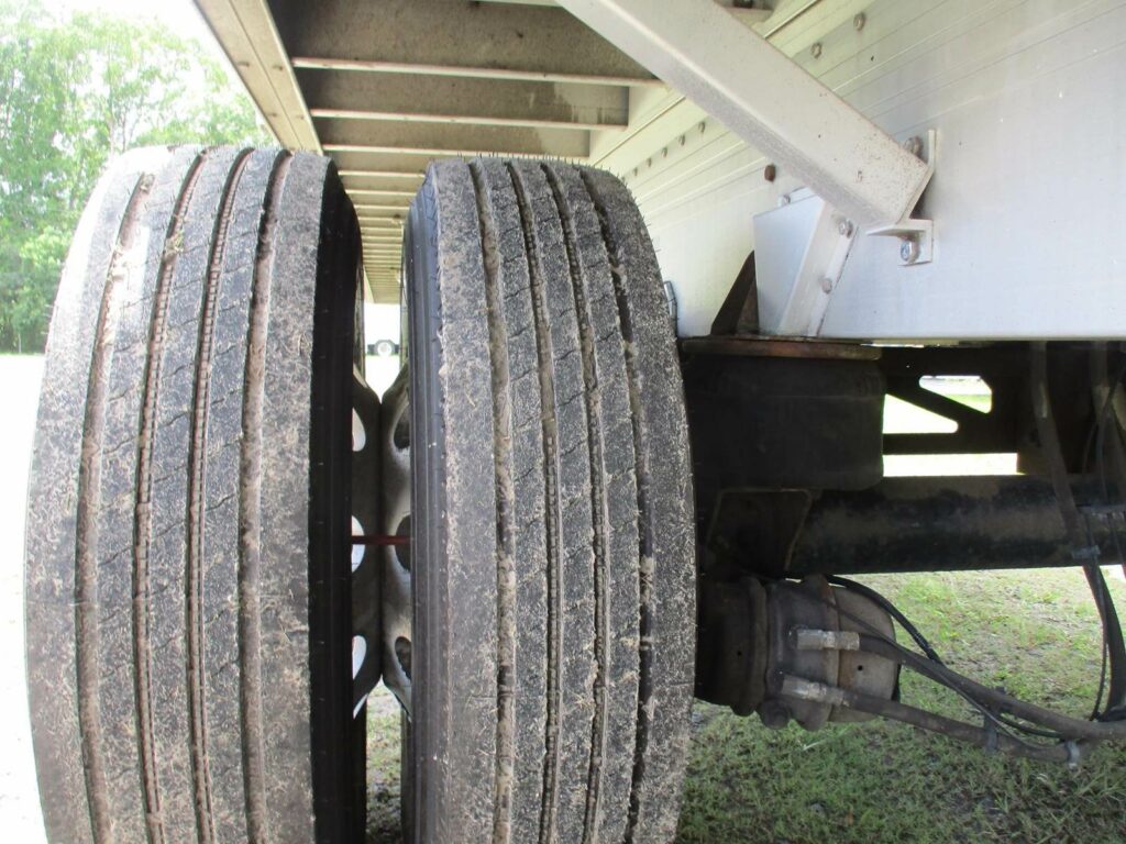 2014 Reitnouer 48X102 SPREAD AXLE BIG BUBBA