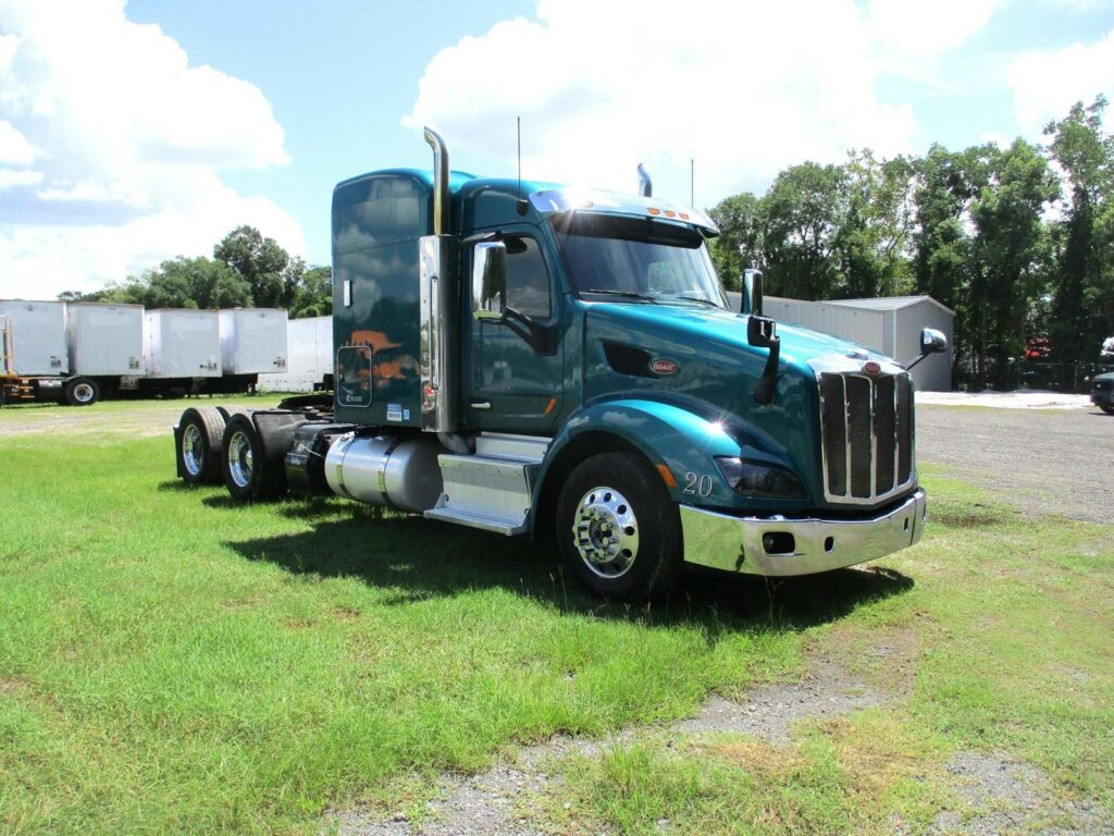 2015 Peterbilt 579