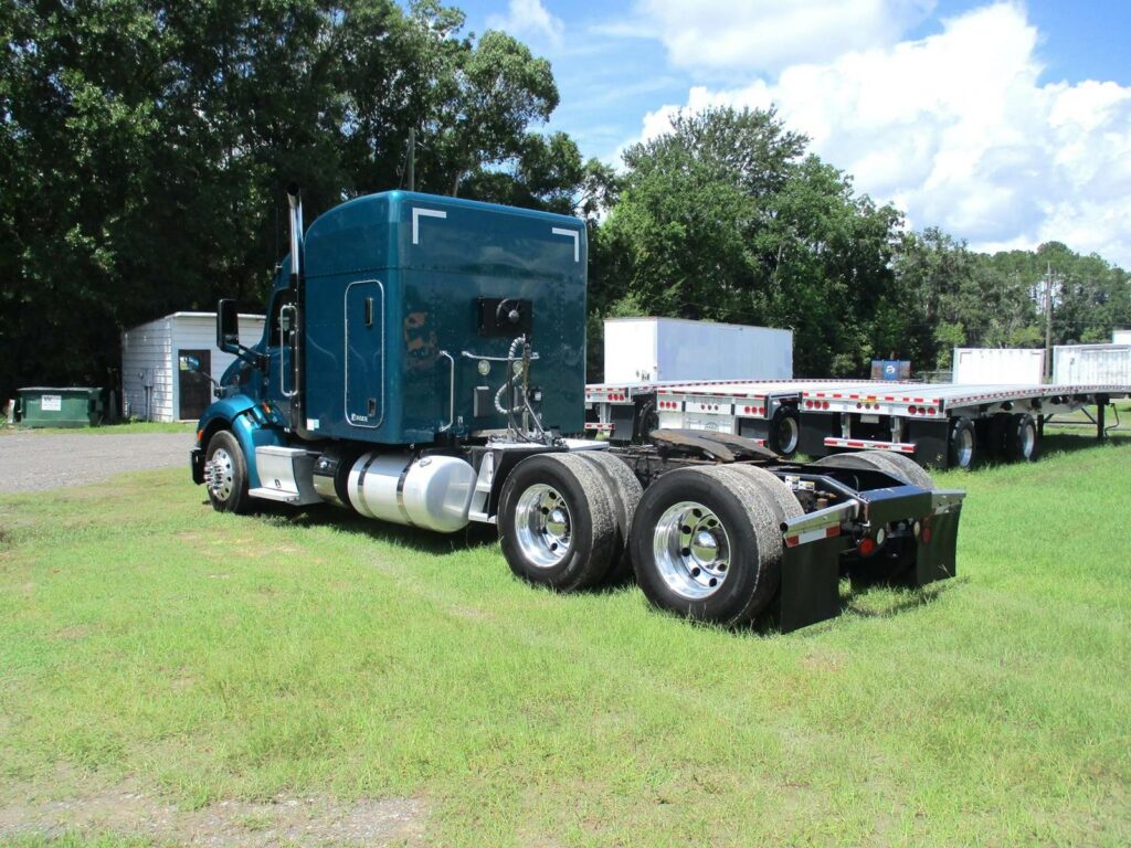 2015 Peterbilt 579