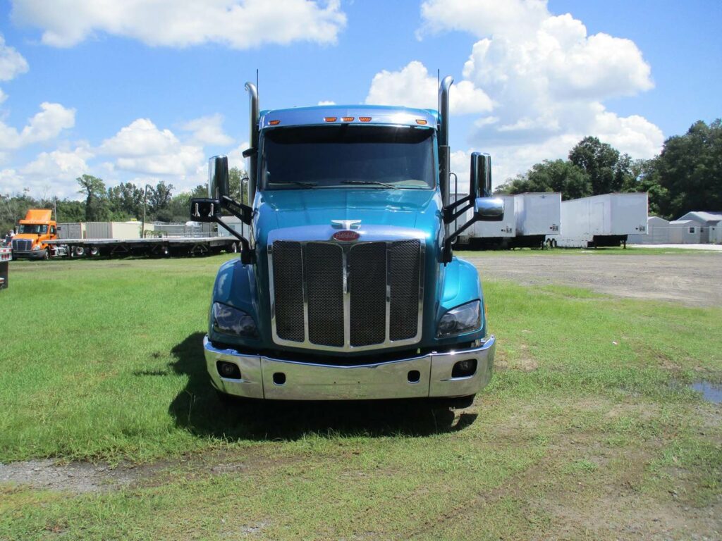 2015 Peterbilt 579