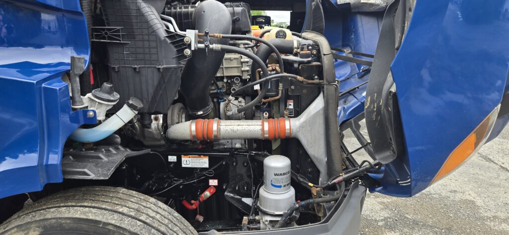 2021 Freightliner SAC