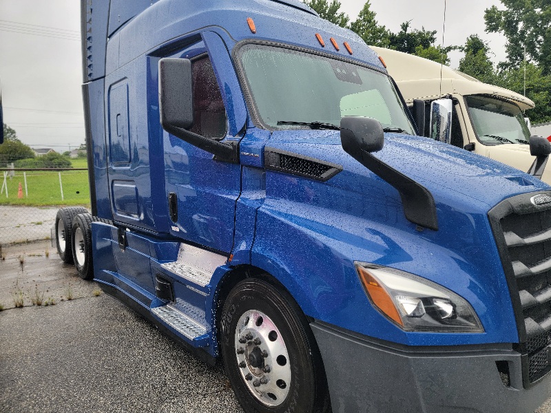 2021 Freightliner Sleeper