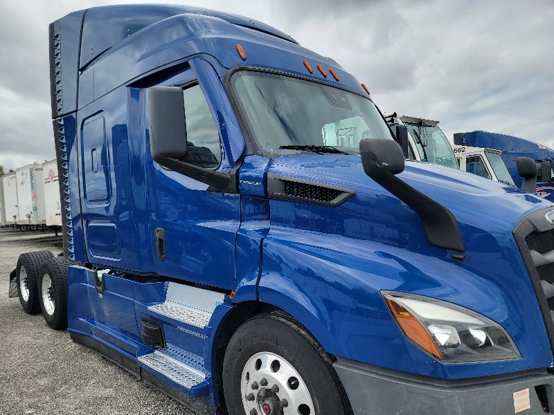 2021 Freightliner Sleeper