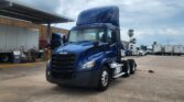 2021 Freightliner Day Cab