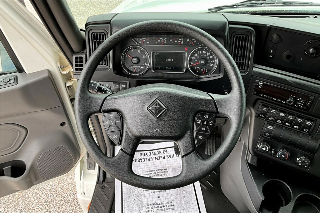 2020 CUM LT625 6×4 Day Cab