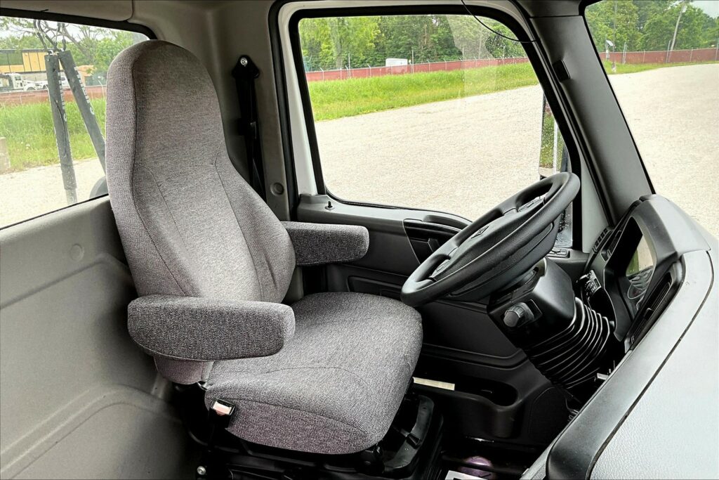 2020 CUM LT625 6×4 Day Cab