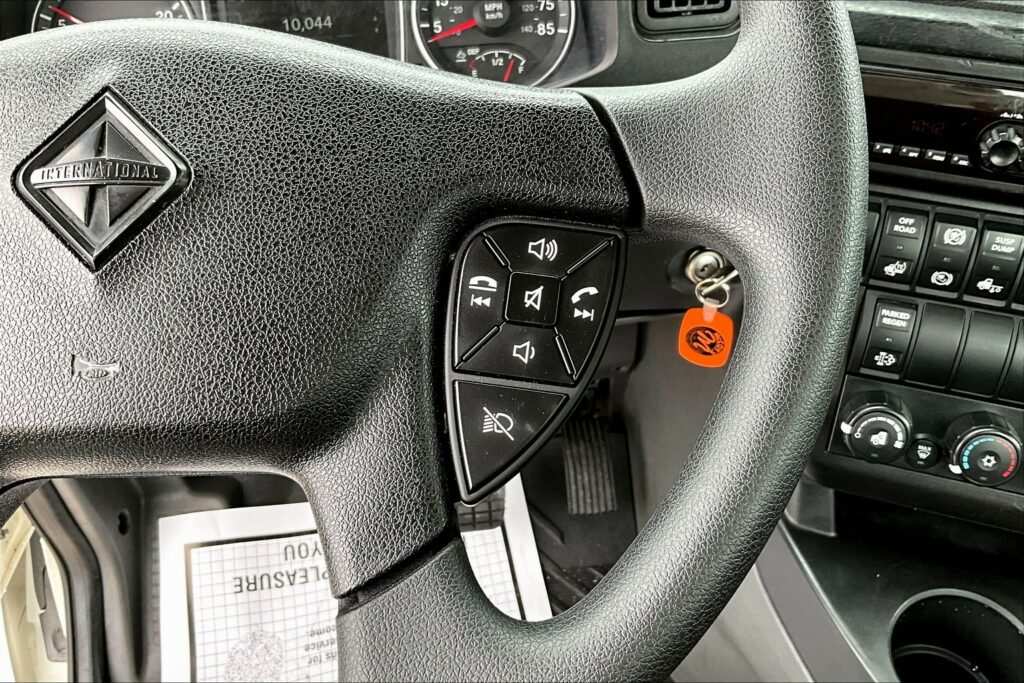 2020 CUM LT625 6×4 Day Cab