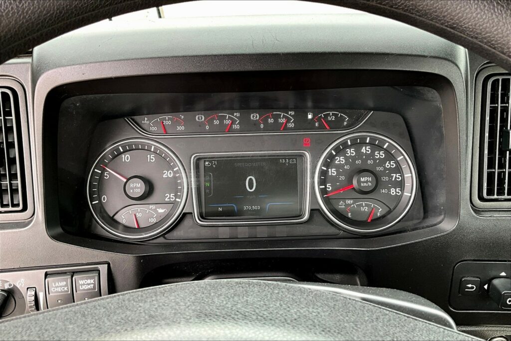 2020 CUM LT625 6×4 Day Cab