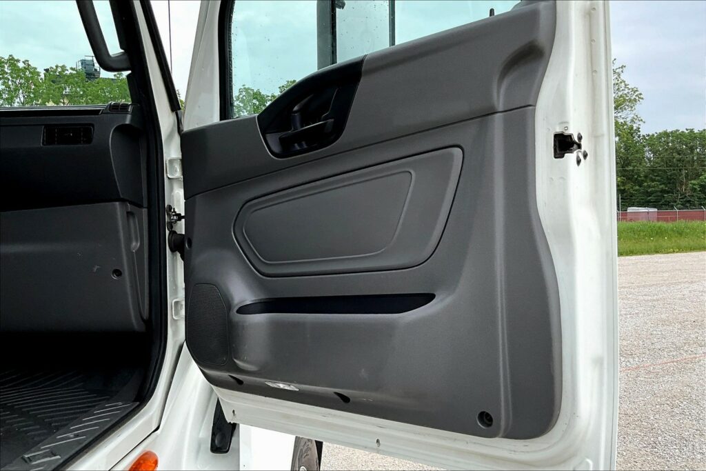 2020 CUM LT625 6×4 Day Cab