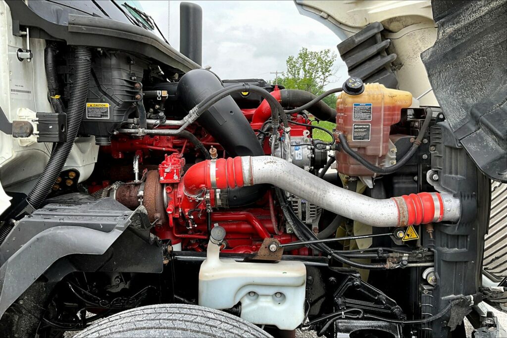 2020 CUM LT625 6×4 Day Cab