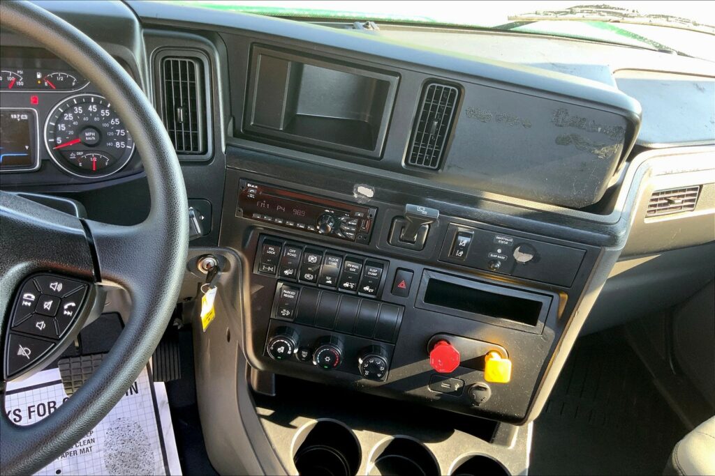 2020 INT LT625 6×4 Day Cab