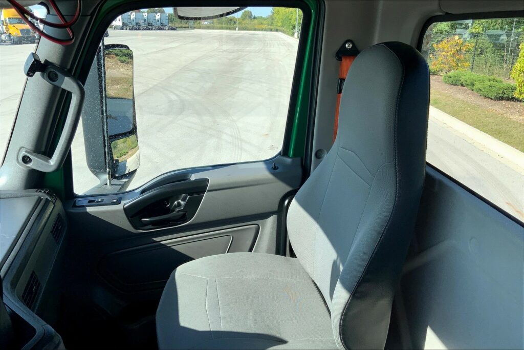 2020 INT LT625 6×4 Day Cab