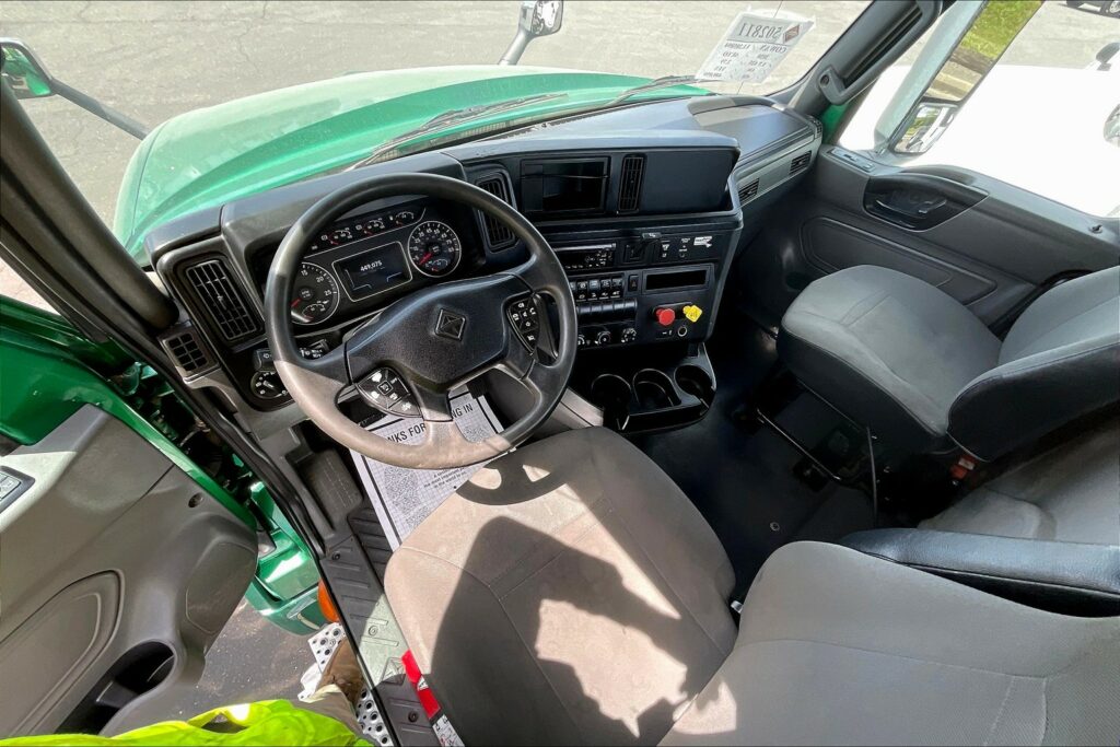 2020 INT LT625 6×4 Day Cab