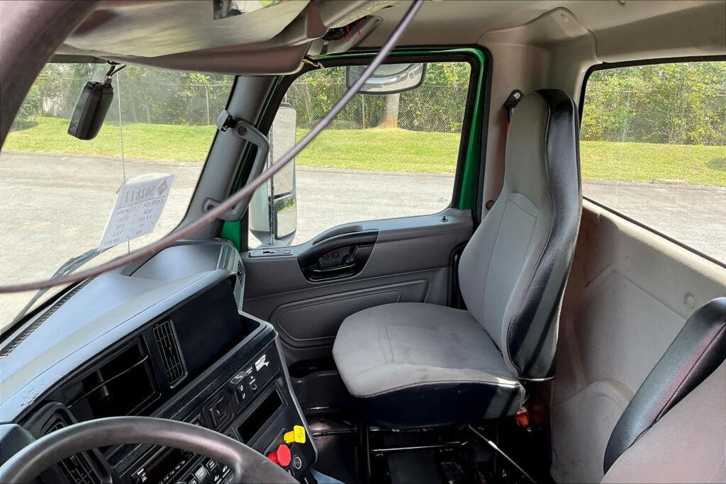 2020 INT LT625 6×4 Day Cab