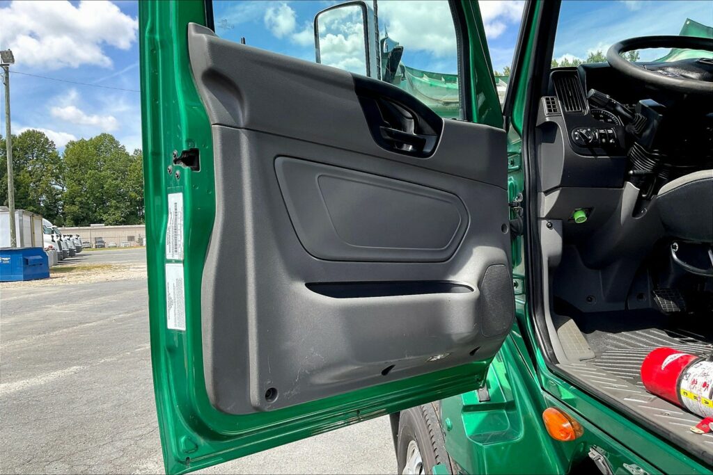 2020 INT LT625 6×4 Day Cab